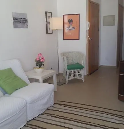 Flat Apartment *