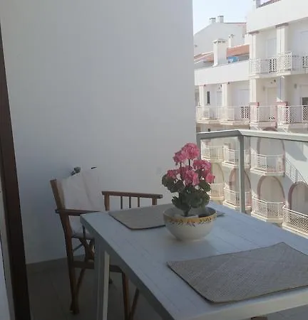 Flat Apartment *